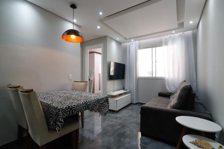 Apartamento para alugar com 41m², 2 quartos e sem vagaSala