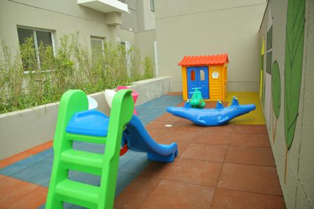 Apartamento à venda com 42m², 2 quartos e 1 vagaÁrea comum - Playground