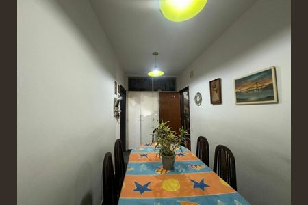 Casa de Condomínio à venda com 3 quartos, 193m² em Vila Elvira, São Paulo