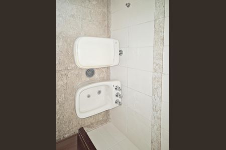 Apartamento para alugar com 277m², 5 quartos e 3 vagasBanheiro da Suíte 2