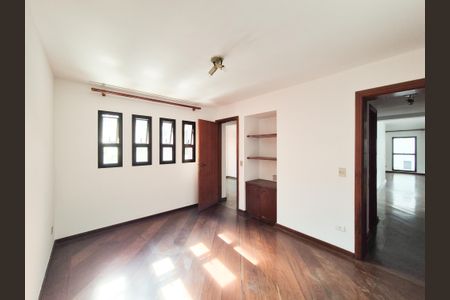 Apartamento para alugar com 277m², 5 quartos e 3 vagasCorredor