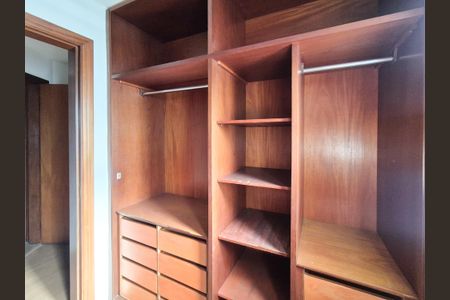 Apartamento para alugar com 277m², 5 quartos e 3 vagasCloset da suíte 1