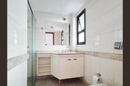 Apartamento para alugar com 277m², 5 quartos e 3 vagasBanheiro da Suíte 3