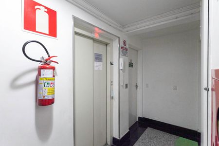 Apartamento à venda com 60m², 2 quartos e 1 vagaHall social