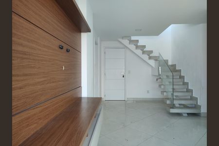 Apartamento para alugar com 135m², 3 quartos e 2 vagasSala