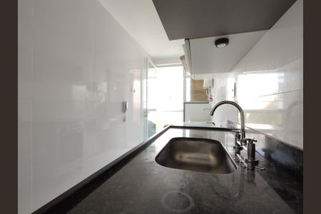 Apartamento para alugar com 135m², 3 quartos e 2 vagasCozinha - Armários