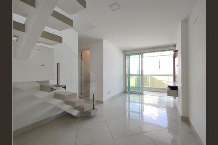 Apartamento para alugar com 135m², 3 quartos e 2 vagasSala