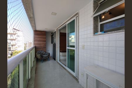 Apartamento para alugar com 135m², 3 quartos e 2 vagasVaranda