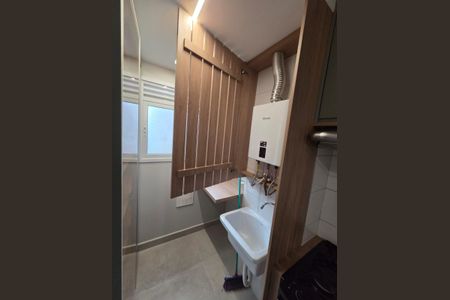 Casa à venda com 46m², 2 quartos e 1 vaga Casa à venda com 46m², 2 quartos e 1 vagaBanheiro