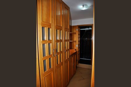 Apartamento à venda com 78m², 2 quartos e 1 vagaDetalhe - Closet