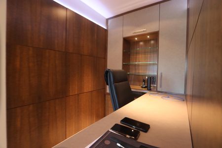 Apartamento à venda com 132m², 3 quartos e 2 vagasEscritório