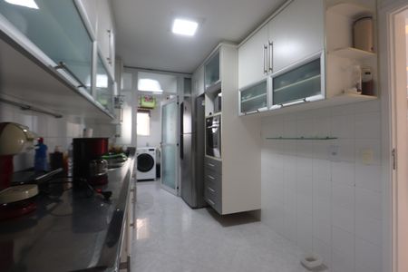 Apartamento à venda com 132m², 3 quartos e 2 vagasCozinha
