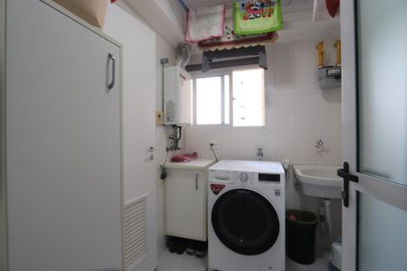Apartamento à venda com 132m², 3 quartos e 2 vagasLavanderia