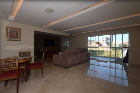 Apartamento à venda com 132m², 3 quartos e 2 vagasSala