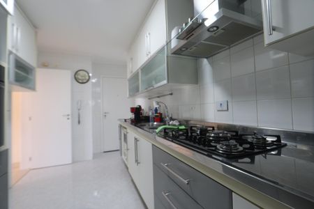 Apartamento à venda com 132m², 3 quartos e 2 vagasCozinha
