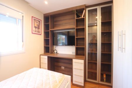 Apartamento à venda com 132m², 3 quartos e 2 vagasSuíte 2