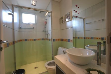 Apartamento à venda com 132m², 3 quartos e 2 vagasBanheiro da Suíte 2
