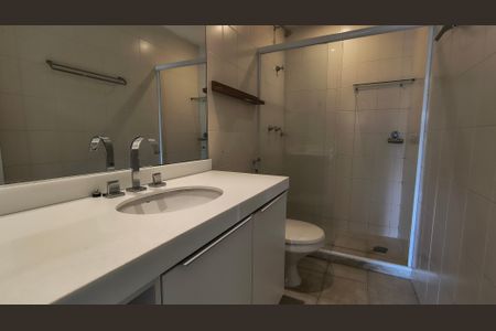 Apartamento à venda com 118m², 3 quartos e 2 vagasBanheiro Social 