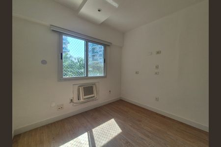 Apartamento para alugar com 118m², 3 quartos e 2 vagasQuarto 2