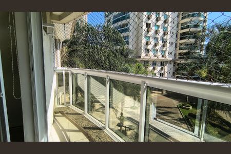 Apartamento à venda com 118m², 3 quartos e 2 vagasVaranda da Suíte 