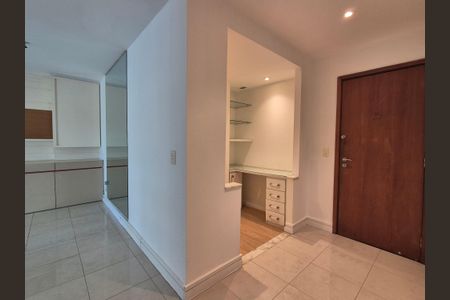 Apartamento para alugar com 118m², 3 quartos e 2 vagasSala