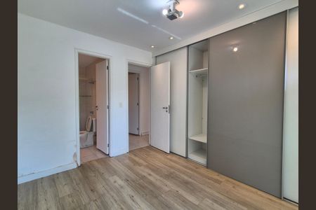 Apartamento para alugar com 118m², 3 quartos e 2 vagasSuíte