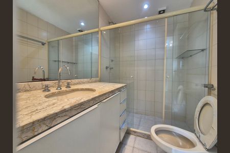 Apartamento para alugar com 118m², 3 quartos e 2 vagasBanheiro da Suíte