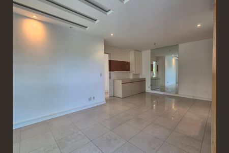 Apartamento para alugar com 118m², 3 quartos e 2 vagasSala