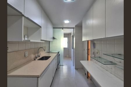 Apartamento para alugar com 118m², 3 quartos e 2 vagasCozinha