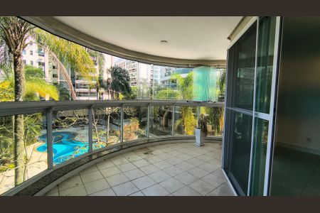 Varanda  de apartamento à venda com 3 quartos, 118m² em Barra da Tijuca, Rio de Janeiro