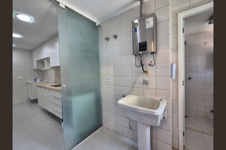 Apartamento para alugar com 118m², 3 quartos e 2 vagasÁrea de serviço