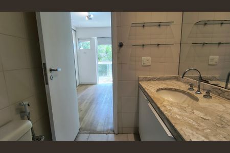 Apartamento à venda com 118m², 3 quartos e 2 vagasBanheiro da Suíte 