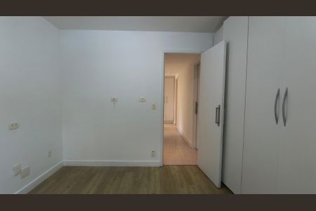 Apartamento à venda com 118m², 3 quartos e 2 vagasQuarto 2