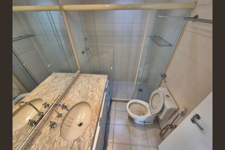 Apartamento para alugar com 118m², 3 quartos e 2 vagasBanheiro social