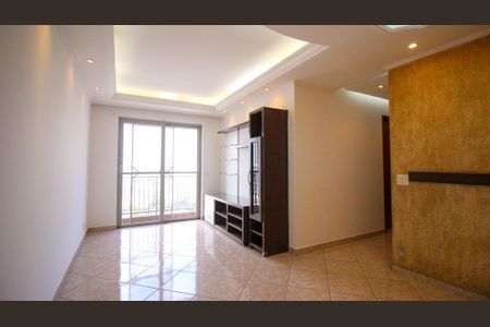 Sala de apartamento para alugar com 3 quartos, 64m² em Vila Ivone, São Paulo