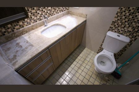 Apartamento para alugar com 64m², 3 quartos e 1 vagaBanheiro
