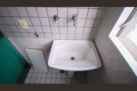 Apartamento para alugar com 64m², 3 quartos e 1 vagaÁrea de Serviço