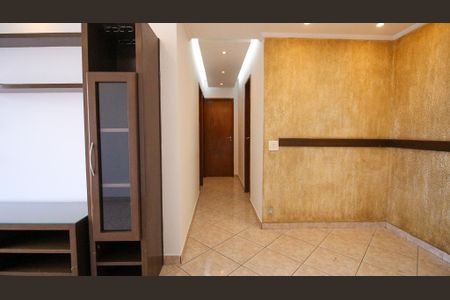 Sala de apartamento para alugar com 3 quartos, 64m² em Vila Ivone, São Paulo