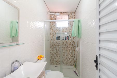 Casa à venda com 205m², 3 quartos e 2 vagasBanheiro da suíte 1