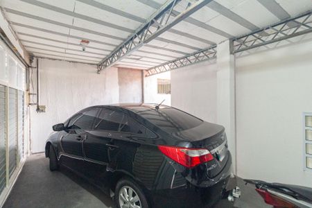 Casa à venda com 205m², 3 quartos e 2 vagasGaragem