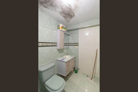 Casa à venda com 205m², 3 quartos e 2 vagasBanheiro da suíte 2