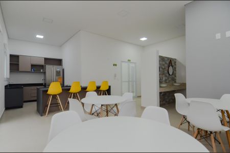 Apartamento à venda com 130m², 3 quartos e 2 vagasÁrea comum - Salão de festas