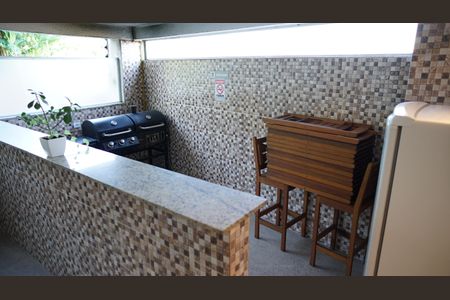 Apartamento à venda com 120m², 2 quartos e 1 vagaÁrea comum - Churrasqueira