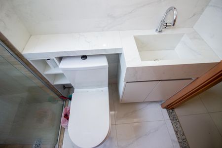 Apartamento à venda com 45m², 2 quartos e 1 vaga Apartamento à venda com 45m², 2 quartos e 1 vagaBanheiro Social