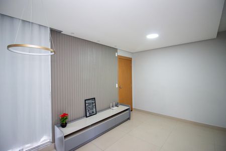 Sala de apartamento à venda com 2 quartos, 45m² em Chacaras Reunidas Santa Terezinha, Contagem
