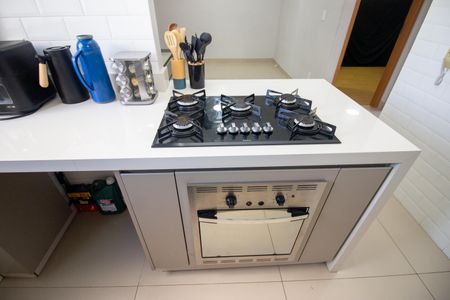 Apartamento à venda com 45m², 2 quartos e 1 vaga Apartamento à venda com 45m², 2 quartos e 1 vagaCozinha e Área de Serviço