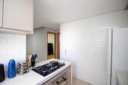 Apartamento à venda com 45m², 2 quartos e 1 vaga Apartamento à venda com 45m², 2 quartos e 1 vagaCozinha e Área de Serviço
