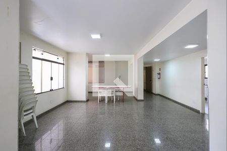 Apartamento à venda com 120m², 3 quartos e 3 vagas Apartamento à venda com 120m², 3 quartos e 3 vagasÁrea comum - Salão de festas