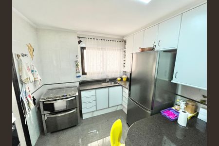 Apartamento à venda com 120m², 3 quartos e 3 vagas Apartamento à venda com 120m², 3 quartos e 3 vagasCozinha
