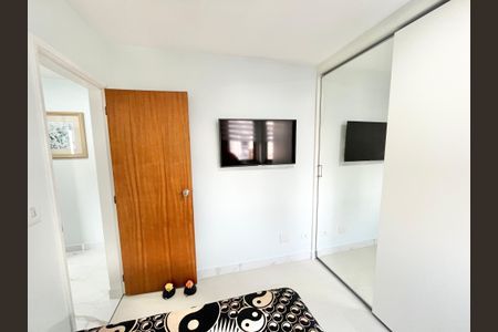 Apartamento à venda com 120m², 3 quartos e 3 vagas Apartamento à venda com 120m², 3 quartos e 3 vagasQuarto 1